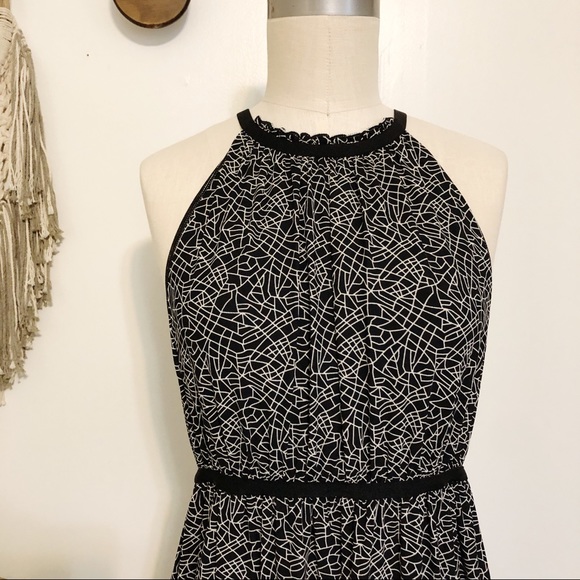 Max Studio Black/White Patterned Midi Dress - Picture 3 of 7